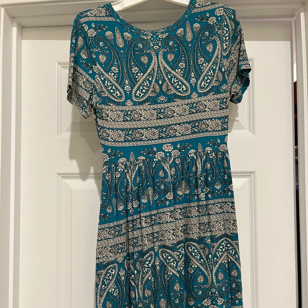 Dress with pockets